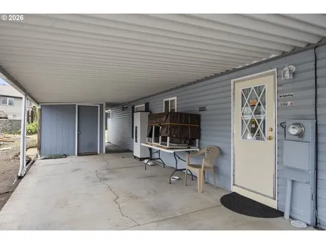 17561 SW Hancock Way Beaverton OR 97006