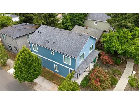 6136 SE Duke Street Portland OR 97206