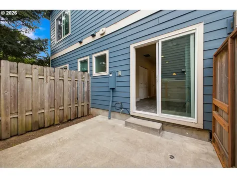 6136 SE Duke Street Portland OR 97206