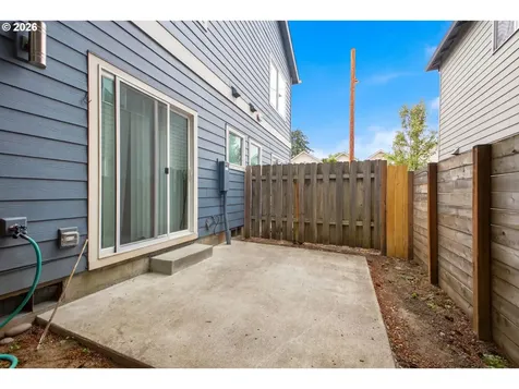 6136 SE Duke Street Portland OR 97206