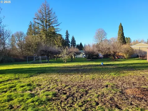 21504 NW Bendemeer Road Hillsboro OR 97124