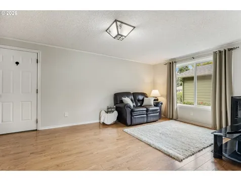 10015 NE 93rd Avenue Vancouver WA 98662