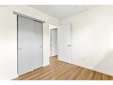 9125 SE Ash Street Portland OR 97216
