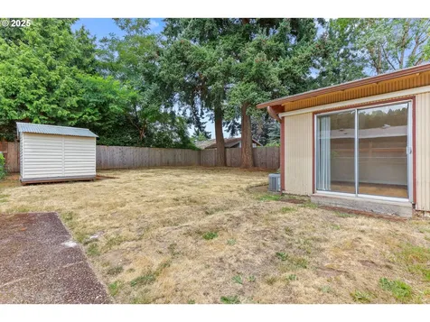 9125 SE Ash Street Portland OR 97216