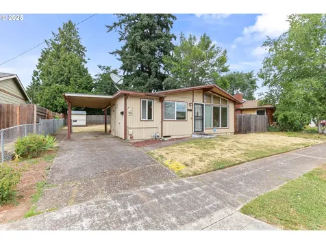 9125 SE Ash Street Portland OR 97216