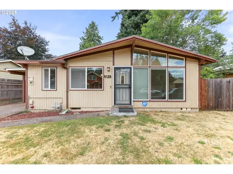 9125 SE Ash Street Portland OR 97216