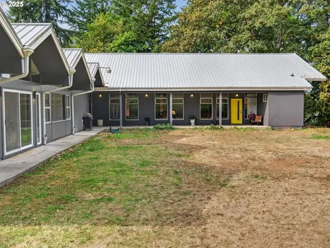 2590 Long Street Sweet Home OR 97386