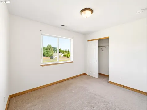2528 N Crater Lane Newberg OR 97132