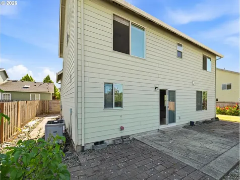 2528 N Crater Lane Newberg OR 97132