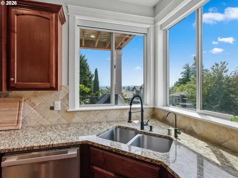 1012 NW Goodwin Street Camas WA 98607