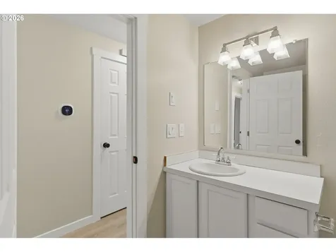 6830 Glen Echo Avenue Gladstone OR 97027