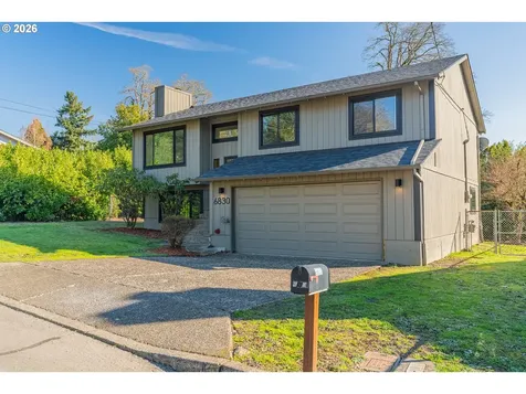 6830 Glen Echo Avenue Gladstone OR 97027