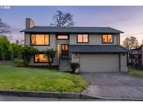 6830 Glen Echo Avenue Gladstone OR 97027