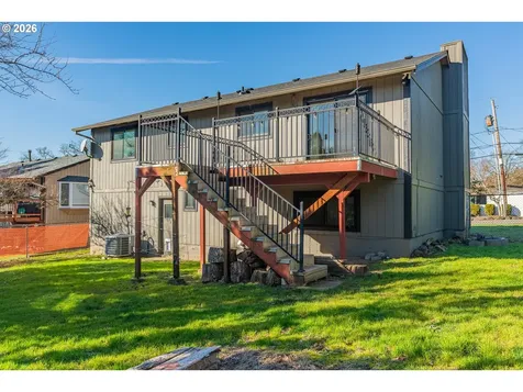 6830 Glen Echo Avenue Gladstone OR 97027