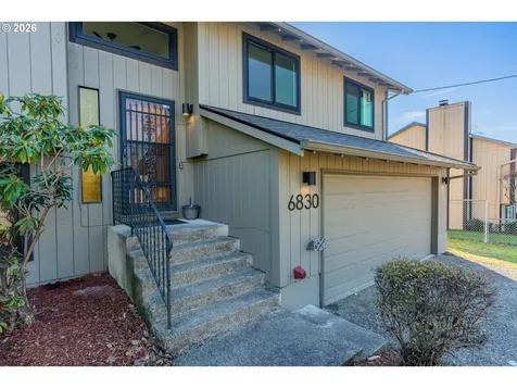 6830 Glen Echo Avenue Gladstone OR 97027