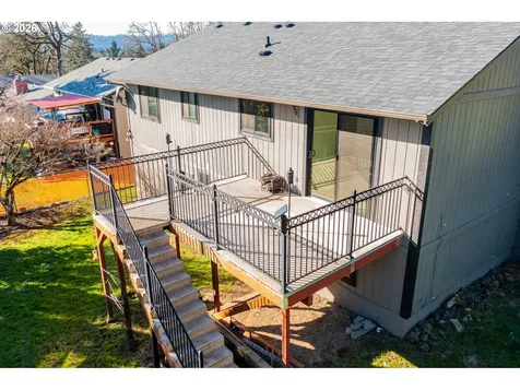 6830 Glen Echo Avenue Gladstone OR 97027
