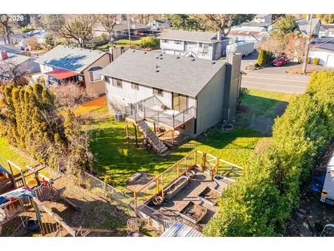 6830 Glen Echo Avenue Gladstone OR 97027