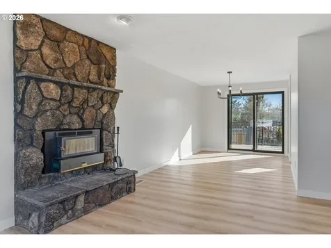 6830 Glen Echo Avenue Gladstone OR 97027