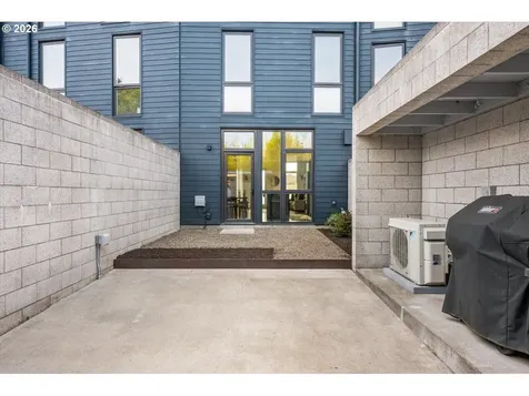 7168 N Vancouver Avenue Portland OR 97217