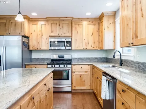 2799 NE Destiny Drive Mcminnville OR 97128