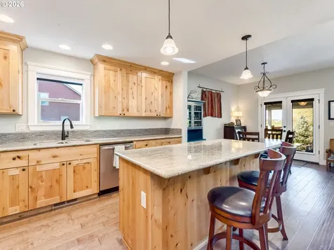 2799 NE Destiny Drive Mcminnville OR 97128