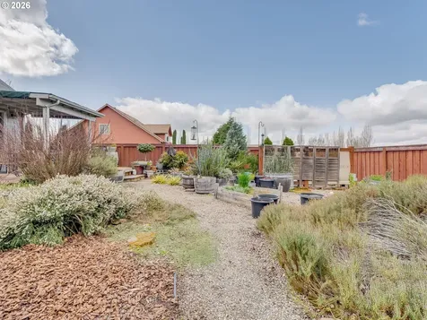 2799 NE Destiny Drive Mcminnville OR 97128