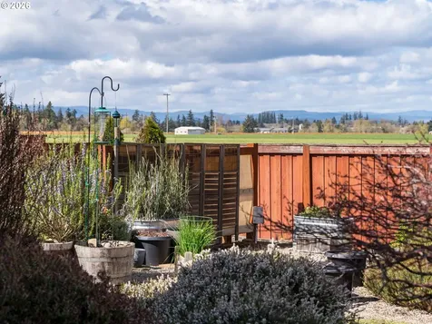 2799 NE Destiny Drive Mcminnville OR 97128