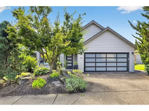 7876 SW Skyhar Court Portland OR 97223