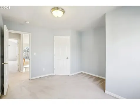 4608 NW 135th Circle Vancouver WA 98685