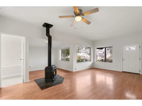 9615 SE Cora Street Portland OR 97266