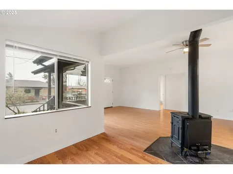9615 SE Cora Street Portland OR 97266