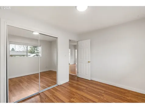 9615 SE Cora Street Portland OR 97266