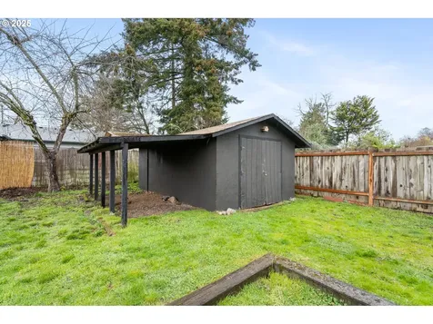 9615 SE Cora Street Portland OR 97266
