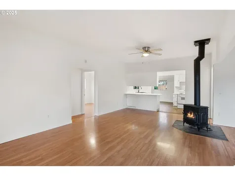 9615 SE Cora Street Portland OR 97266