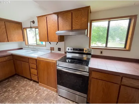 35390 Rueppel Avenue Pacific City OR 97135