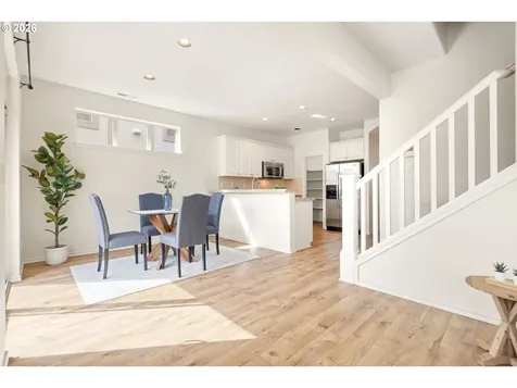 6512 NW 165th Avenue Portland OR 97229