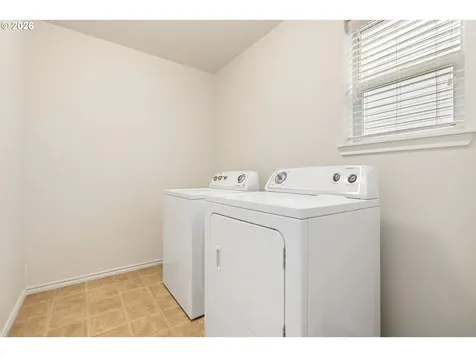 6512 NW 165th Avenue Portland OR 97229