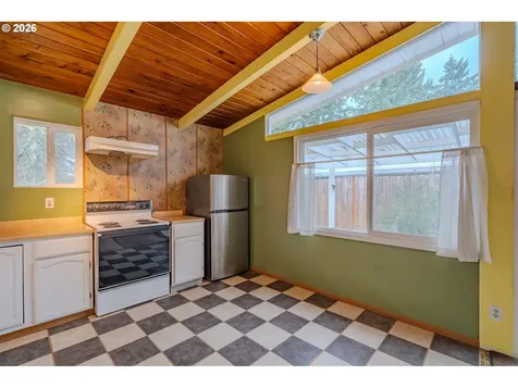 106 NW 50th Street Vancouver WA 98663