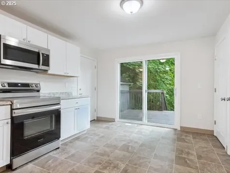 2855 SE 103rd Avenue Portland OR 97266