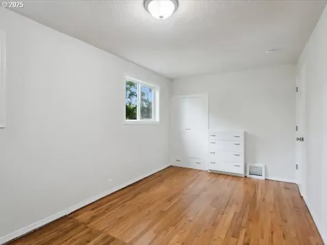 2855 SE 103rd Avenue Portland OR 97266