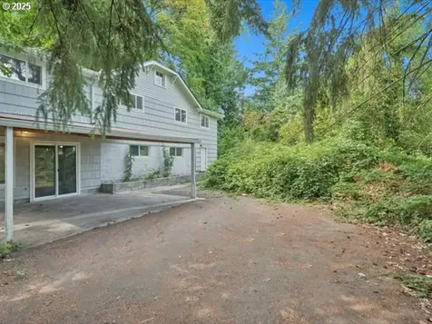 2855 SE 103rd Avenue Portland OR 97266