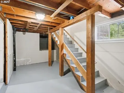 2855 SE 103rd Avenue Portland OR 97266