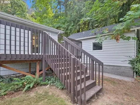 2855 SE 103rd Avenue Portland OR 97266