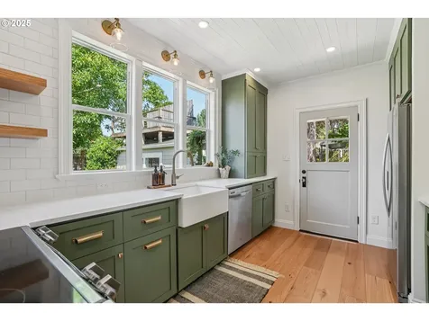 4005 SE 49th Avenue Portland OR 97206