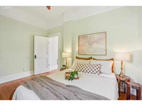 4005 SE 49th Avenue Portland OR 97206