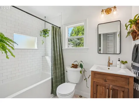 4005 SE 49th Avenue Portland OR 97206