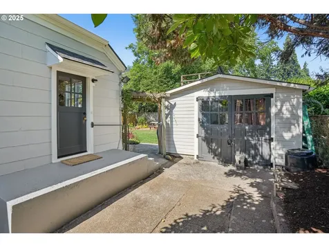 4005 SE 49th Avenue Portland OR 97206