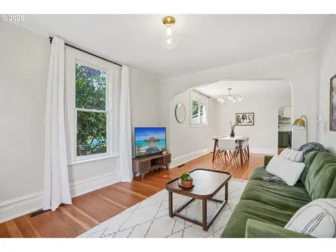 4005 SE 49th Avenue Portland OR 97206