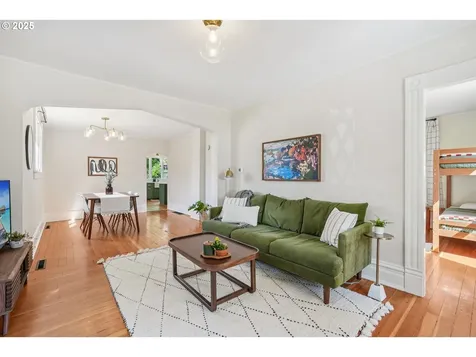 4005 SE 49th Avenue Portland OR 97206