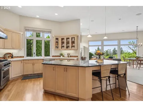 2505 NW Pinnacle Drive Portland OR 97229